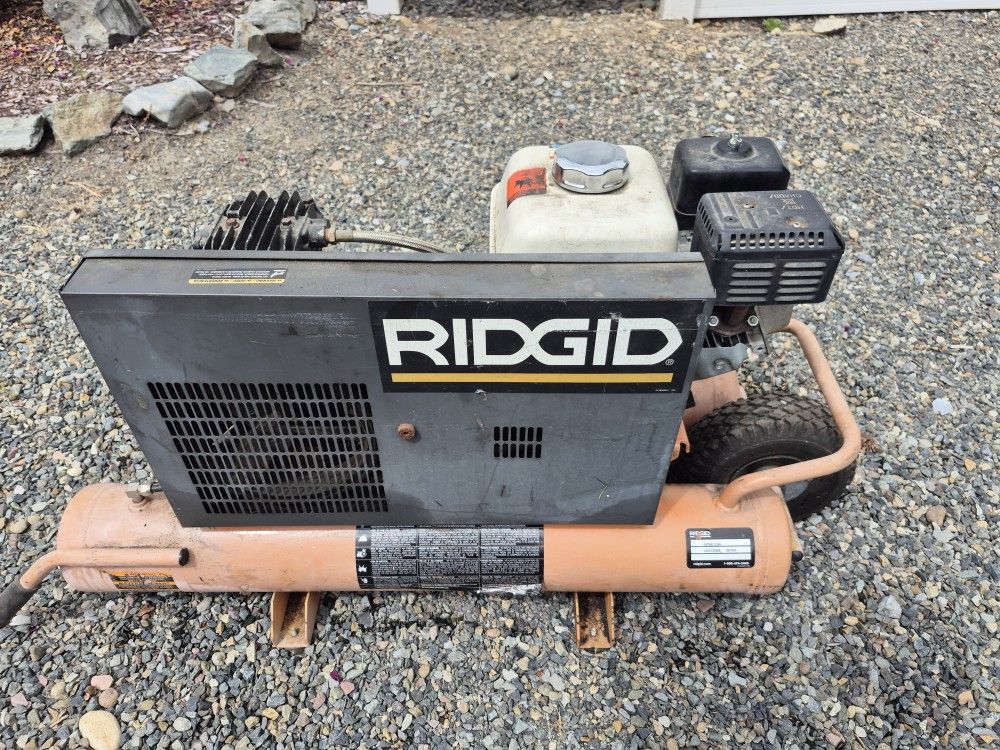 Ridgid Twin Tank Compressor