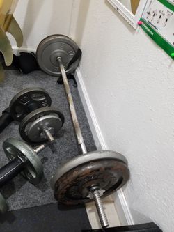 Ez Curl Bar With 100lbs
