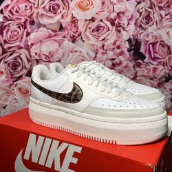 Nike Court Vision Alta