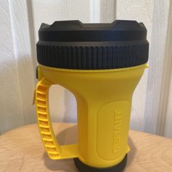 200 Lumens LED Alkaline Lantern Defiant 4 Modes