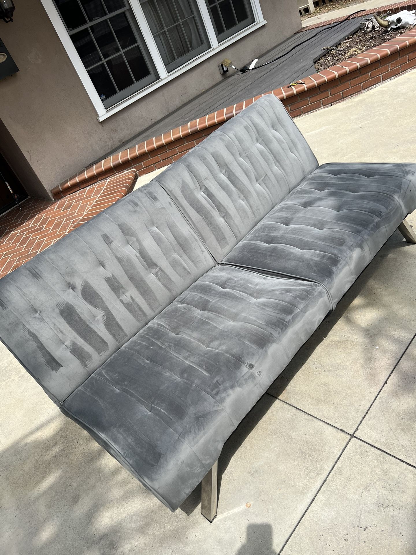Futon - Clicker Style 71” Long