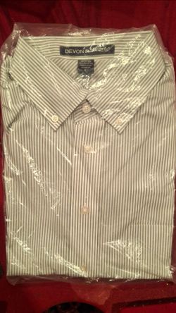 Devon & Jones Striped Dress Shirt Size Large