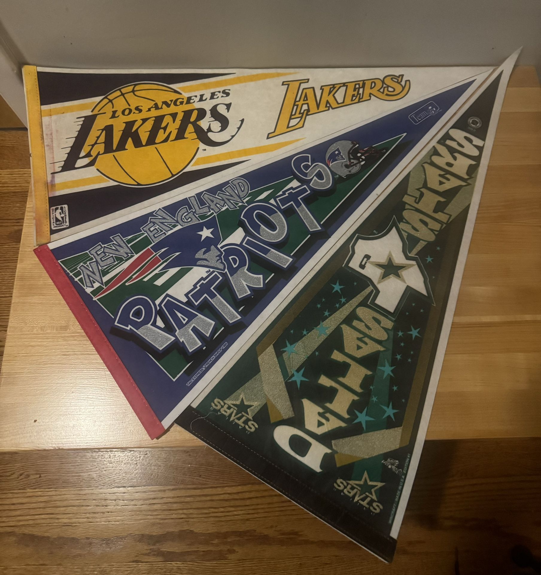 3 Sport Pennants