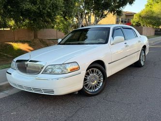 2009 Lincoln Town Car