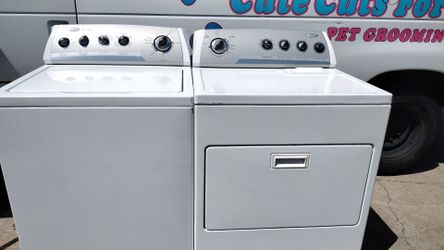 Whirlpool washer and gas dryer