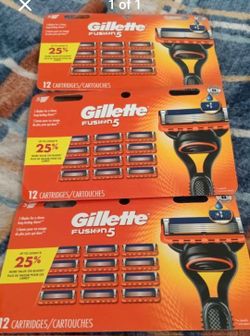 BRAND NEW Gillette RAZORS  FUSION 5