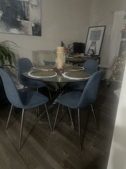 Dining Table New