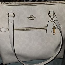 Off White Coach Tote Zipper Bag