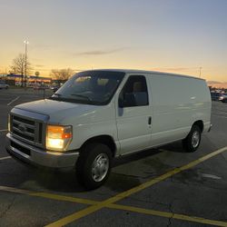 2011 Ford E-150