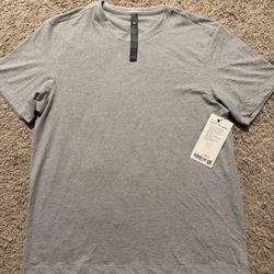 Men’s Lululemon Zeroed In Gym Athletic Shirt NEW Size Large