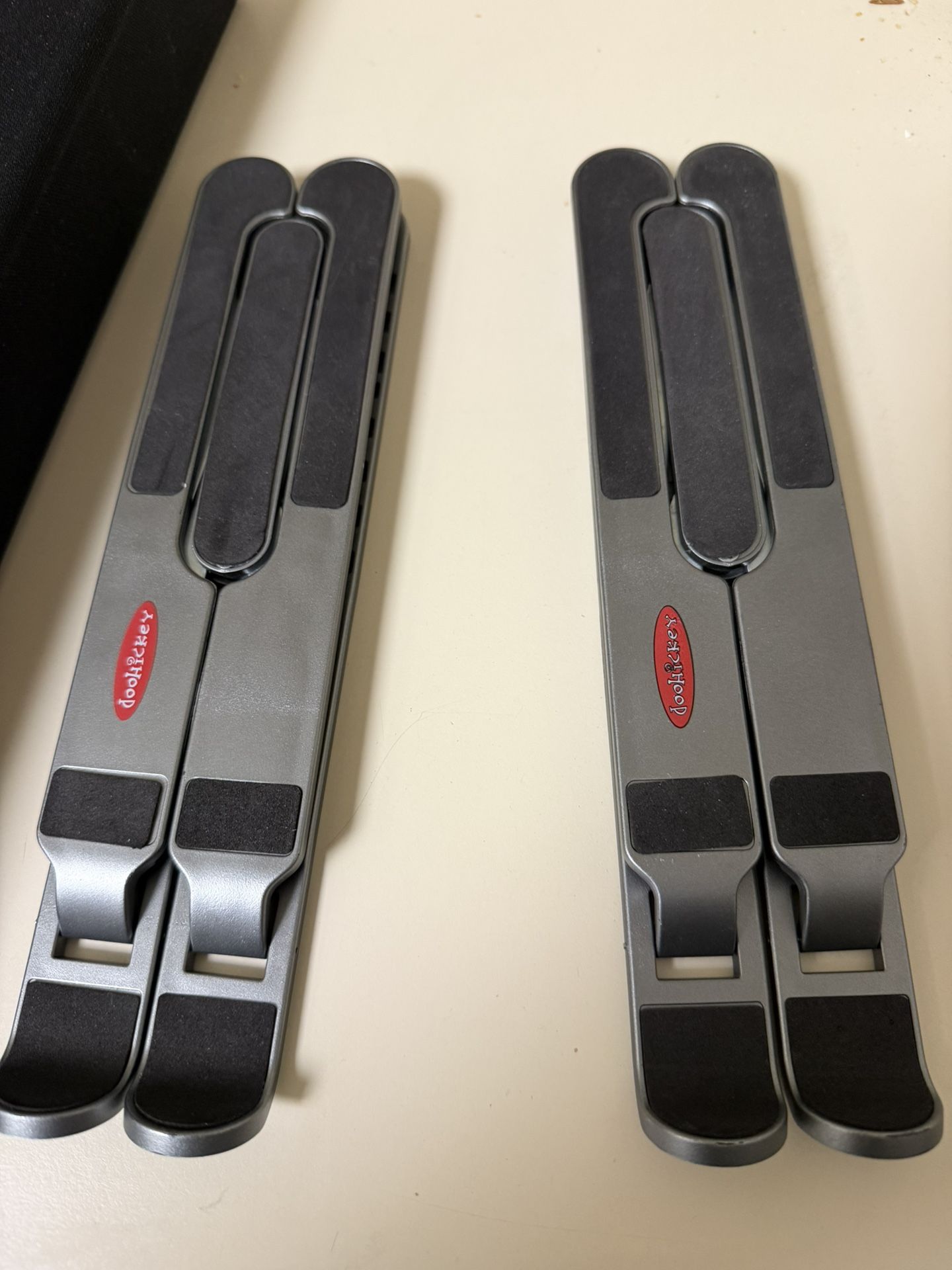 Doohickey TABLET LAPTOP STAND 