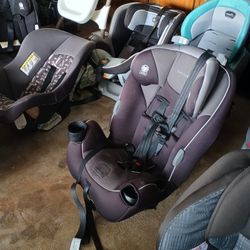 Car seats For Sale 