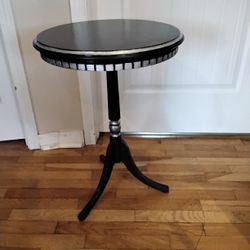 Vintage Round Table