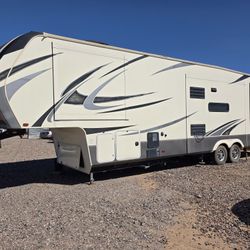 2019 GRAND DESIGN SOLITUDE 