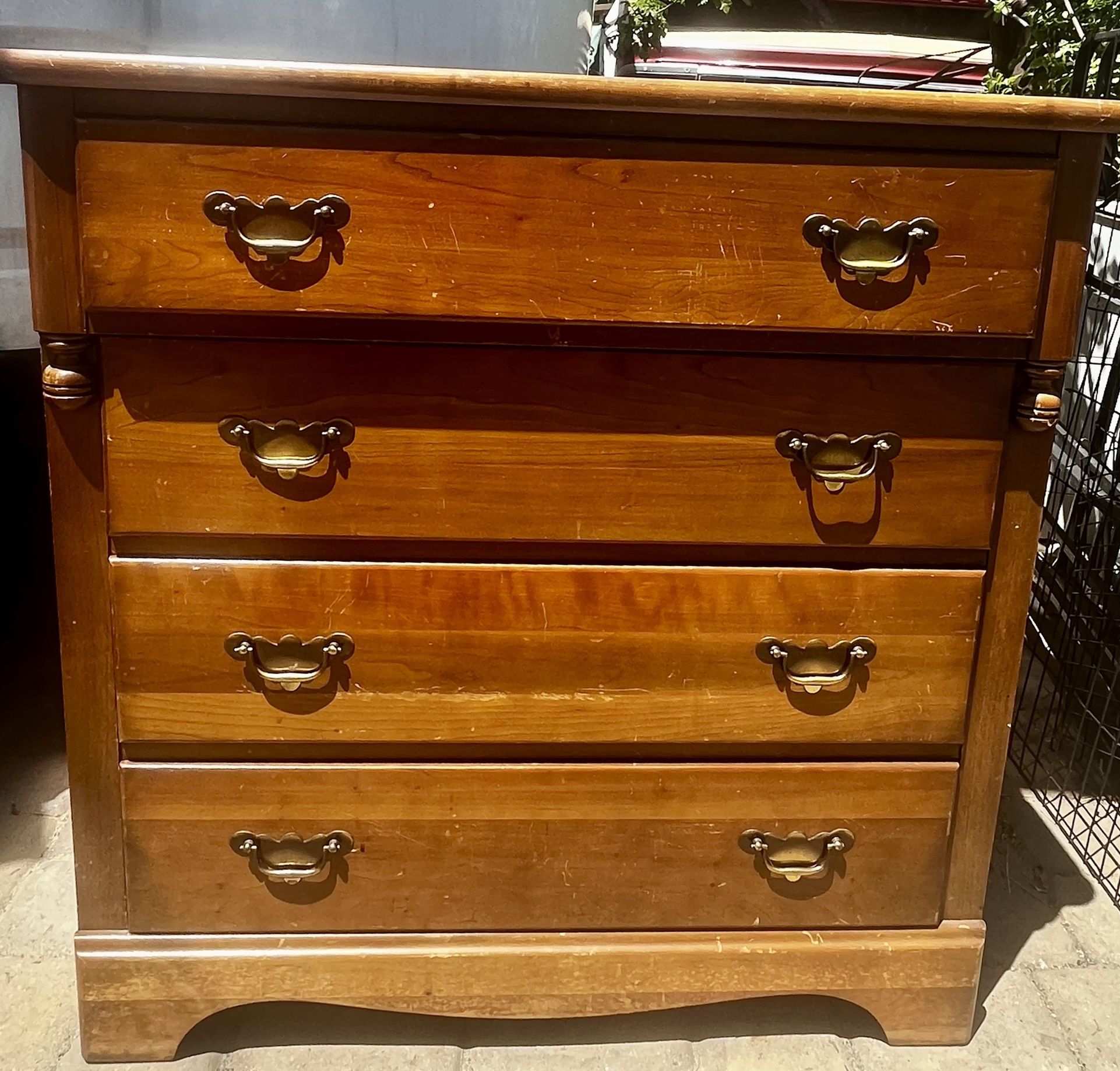 Vintage Chest of Drawers