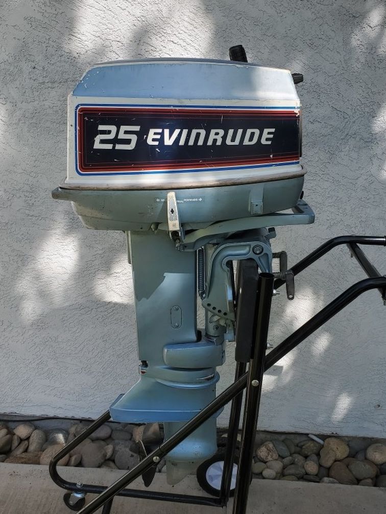 25 HP Evinrude for Sale in Modesto, CA OfferUp