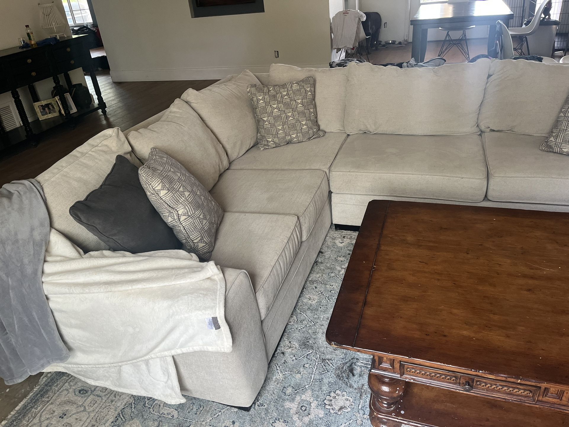 Sectional Sofa Living Spaces Couch