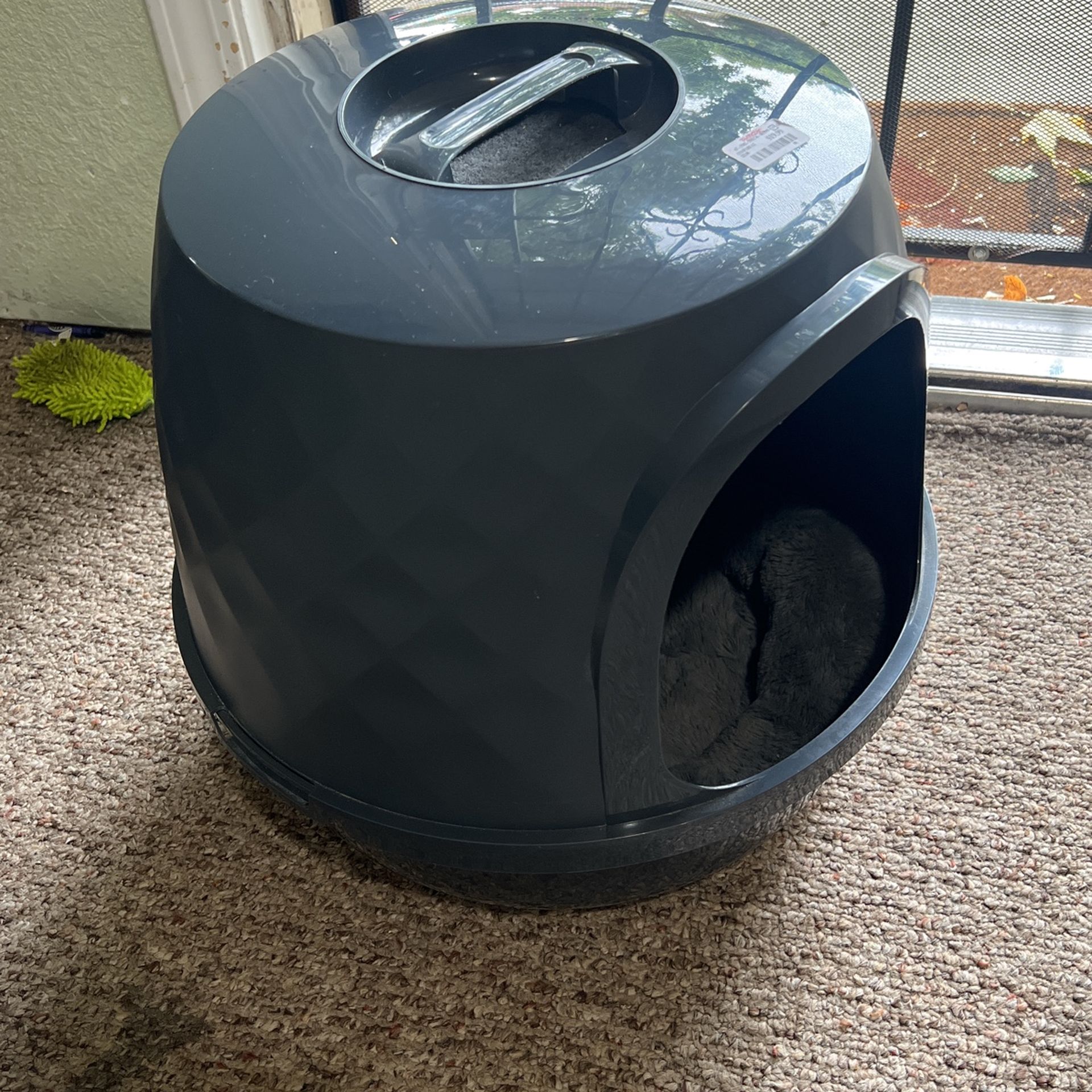 Cat πββ¬ Litter Box