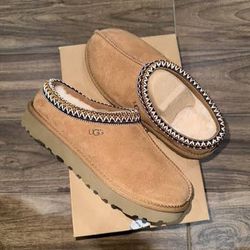 UGG Tasman Slippers. Woman’s Size 6