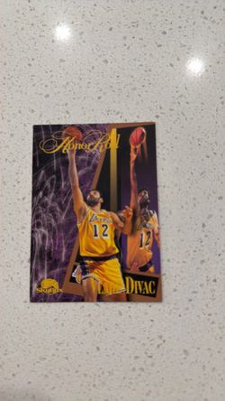 Vlade Divac SkyBox Honor Roll Basketball Card
