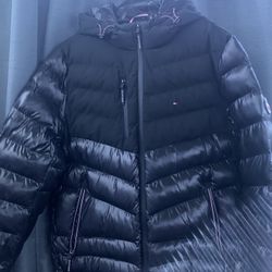 Tommy Hilfiger Large puffer jacket 