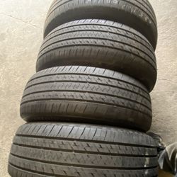 4 Tires 235 60 18