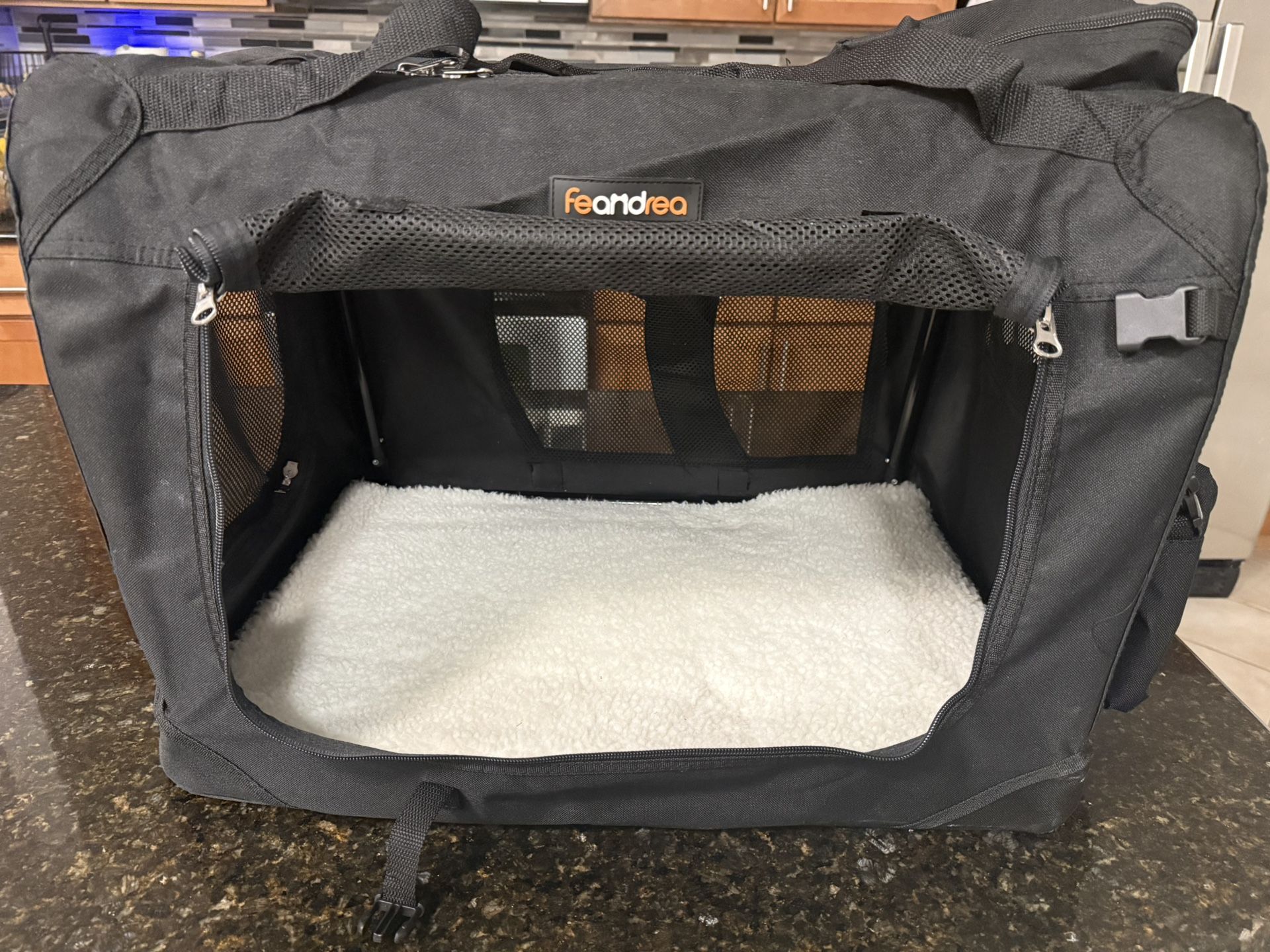 Collapsible Soft Dog Crate