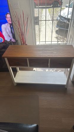 Console Stand