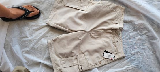 Quiksilver Cargo 22 Size 31 Shorts