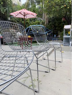 Mid Century Modern Chrome Wire Chairs, Bertoia Style — Set of 4