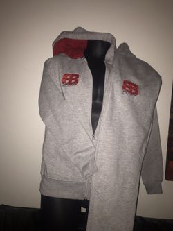 That Brave Brand Men’s jogging suit size L