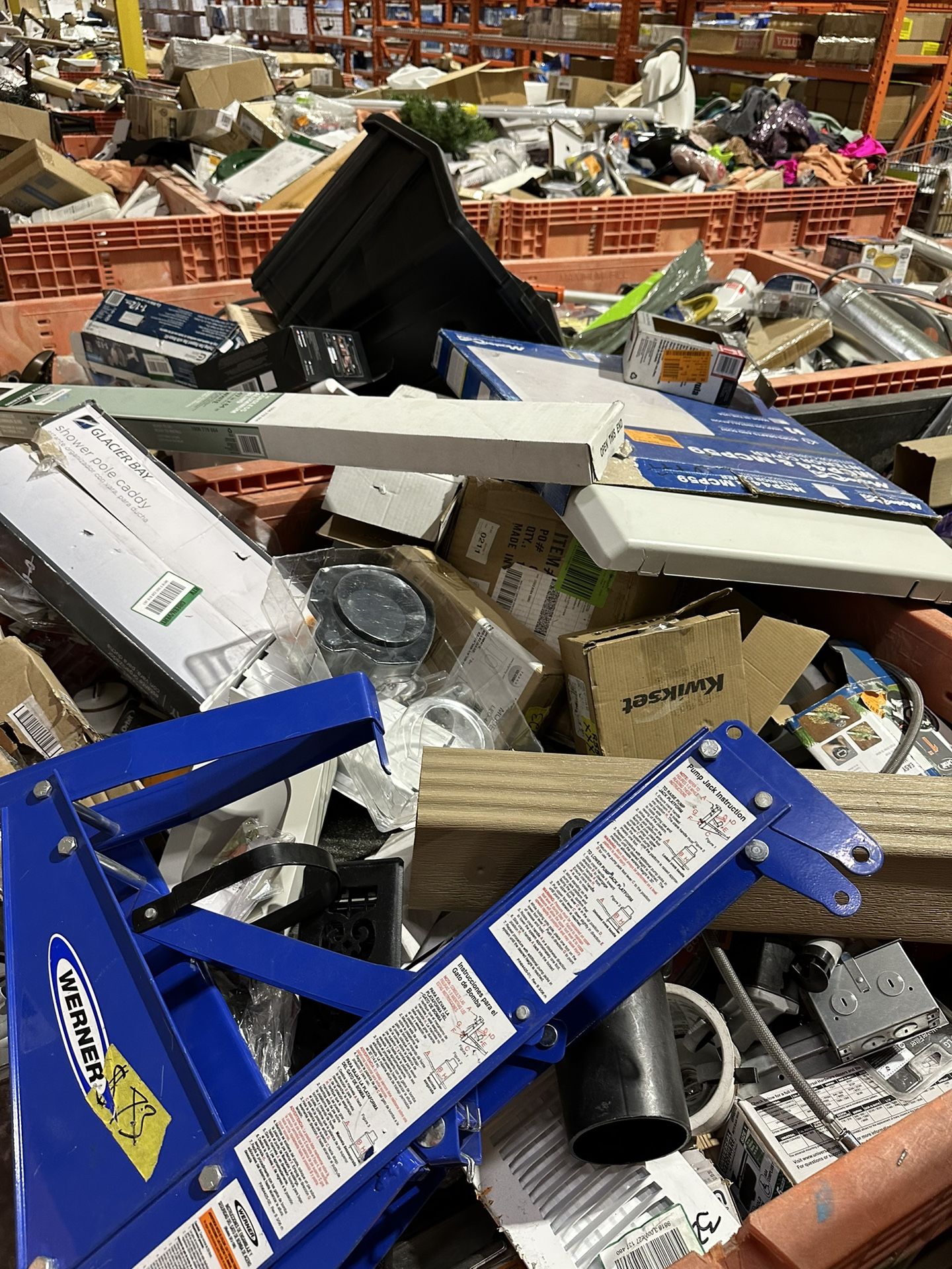 Big Bob’s Gigantic Merchandise Pallets $$450