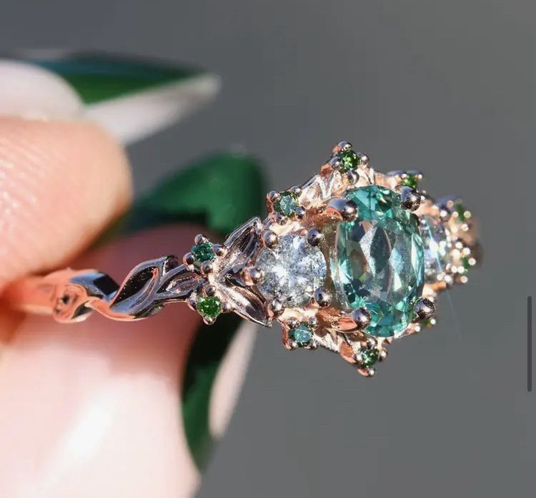 STUNNING BLUE  RING - ROSE GOLD PLATED