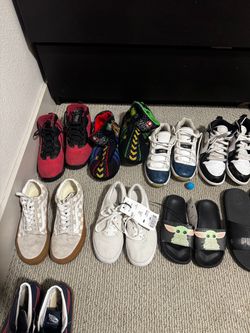 Boys shoes