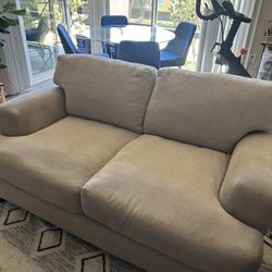 Loveseat
