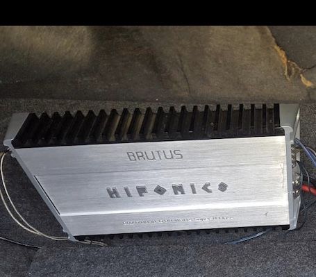 Hifonics 1700 watt amplifier