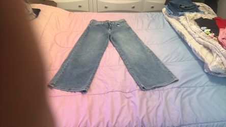 Pantalón pata ancha