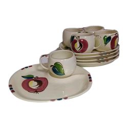 PURINTON SLIP WARE APPLE SNACK 5 SETS CUPS And Plates 1930's