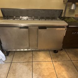 Commercial Salad Bar station Refrigerator