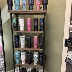 12oz - 40oz Cups & Tumblers