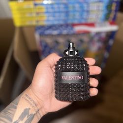 Valentino Cologne 