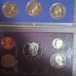 1992 mint proof set and 2003 State Quarter proof set 