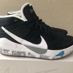 Nike Kevin Durant Basketball Shoes Size 9 for Sale in Gilbert AZ OfferUp