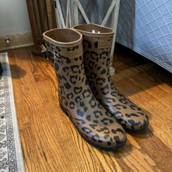 Authentic Hunter boots