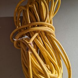 100' Extension Cord 