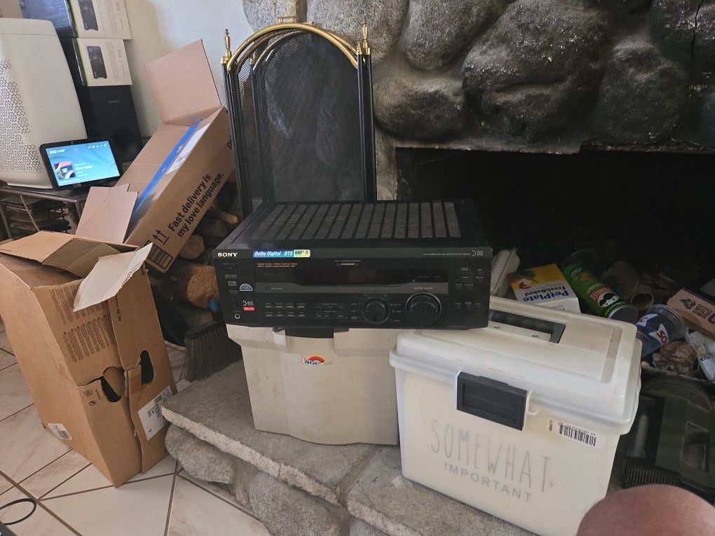 Sony Dolby Digital  Digital Audio /Video Surround Sound 