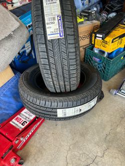 Tires Michelin Defender 225/65r17 (2 Tires)