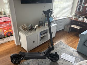 Electric scooter
