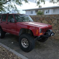 2000 Jeep Cherokee
