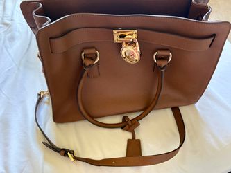 Micheal Kors Purse